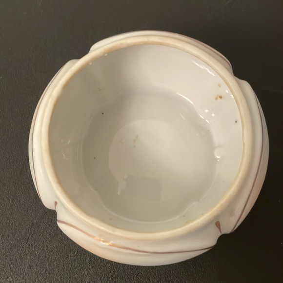 Vintage Rare Thames Hand Painted Porcelain Trinket Dish with Lid No Flaws - Picture 5 of 11